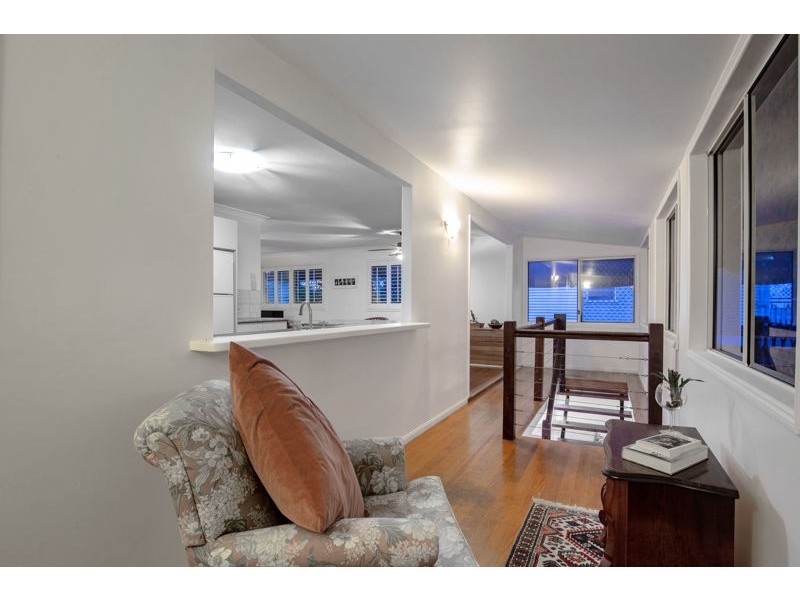 6 Cormorant Crescent, Jacobs Well QLD 4208