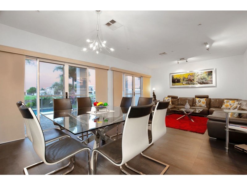 13 Marina Parade, Jacobs Well QLD 4208