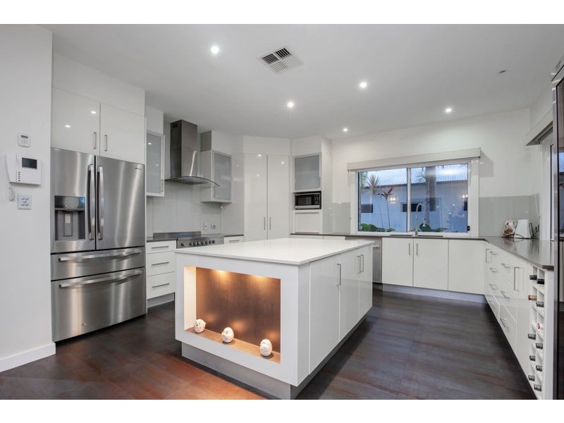 13 Marina Parade, Jacobs Well QLD 4208