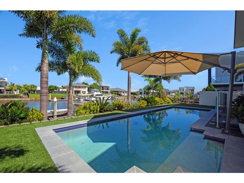 13 Marina Parade, Jacobs Well QLD 4208