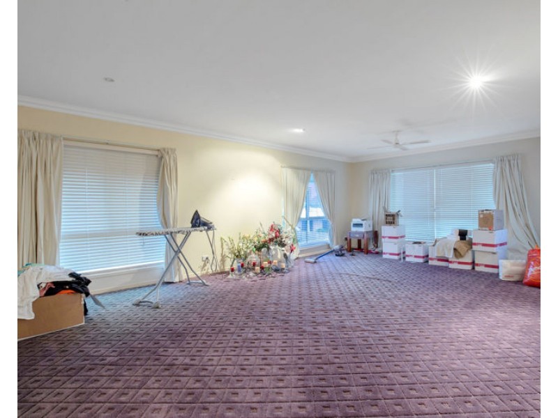 10 Coral Street, Steiglitz QLD 4207