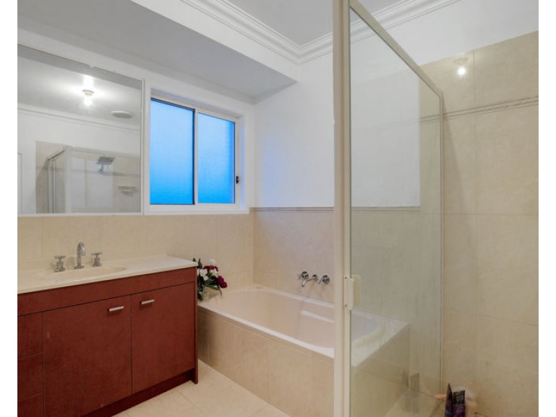 10 Coral Street, Steiglitz QLD 4207