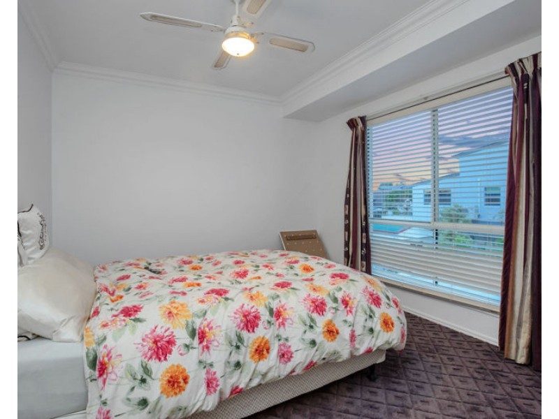 10 Coral Street, Steiglitz QLD 4207