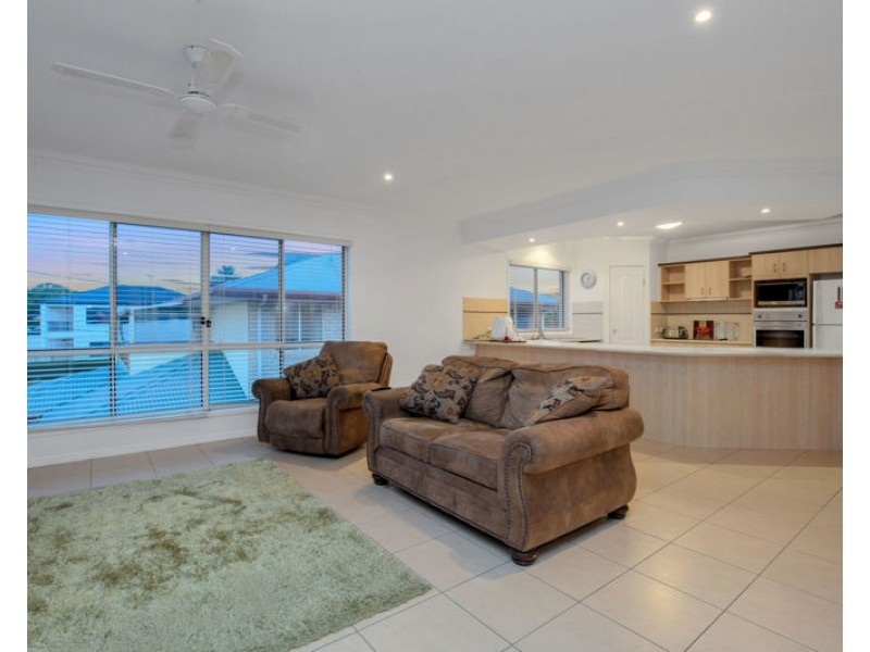 10 Coral Street, Steiglitz QLD 4207