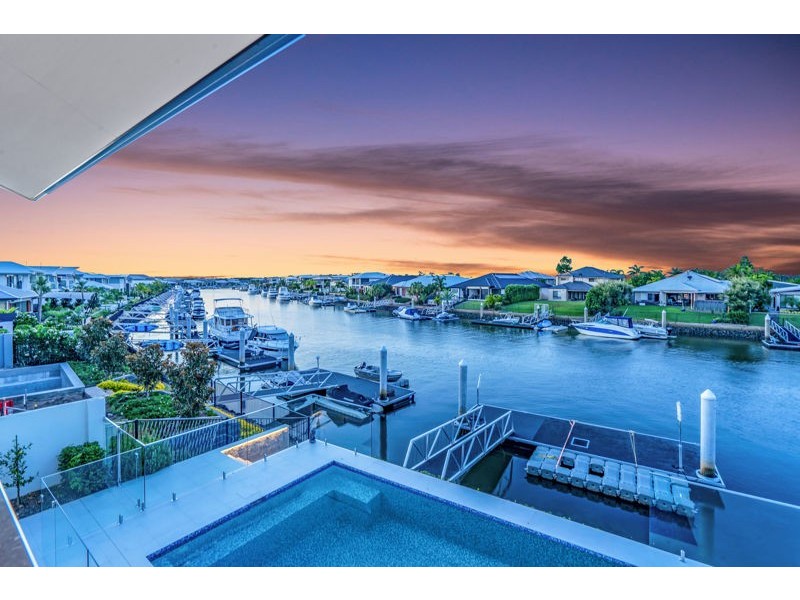 4 Poinciana Place, Jacobs Well QLD 4208