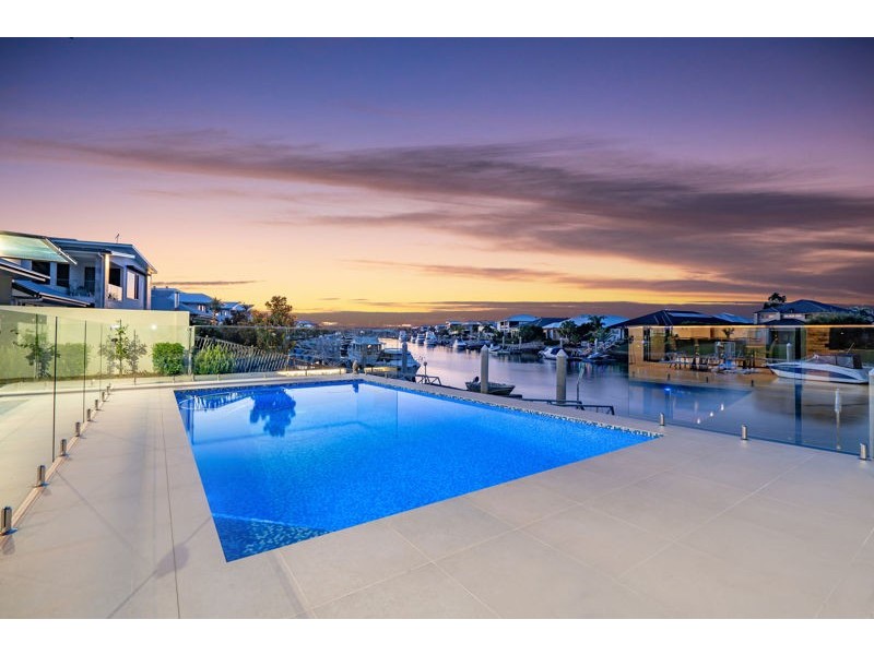 4 Poinciana Place, Jacobs Well QLD 4208
