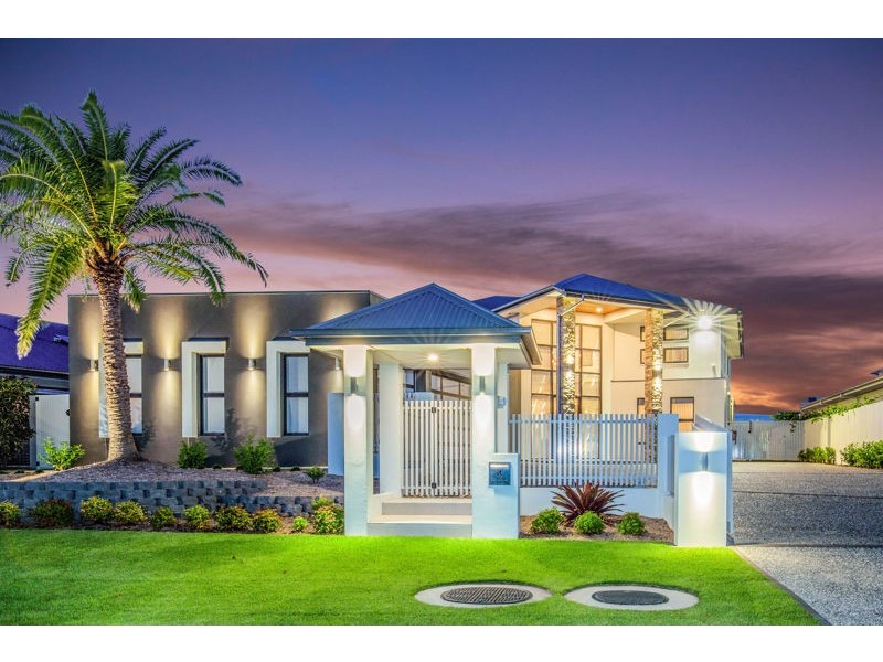 4 Poinciana Place, Jacobs Well QLD 4208