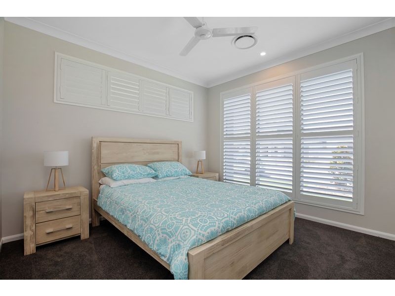44 Poinciana Drive, Jacobs Well QLD 4208