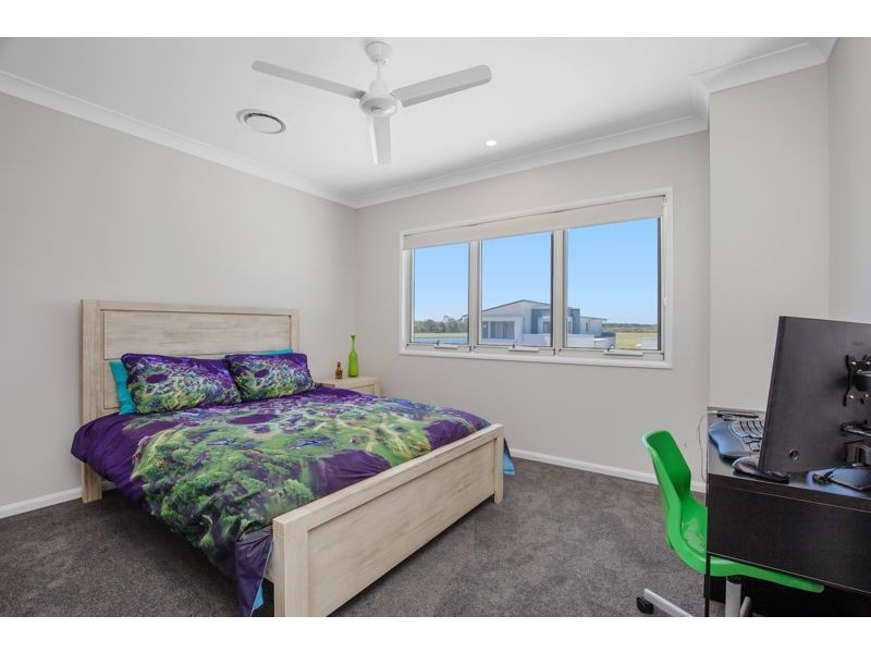 44 Poinciana Drive, Jacobs Well QLD 4208