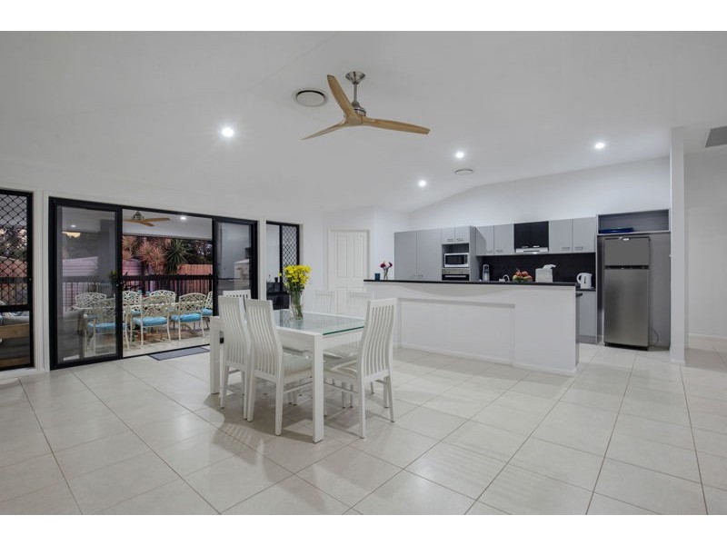 15 Osprey Drive, Jacobs Well QLD 4208
