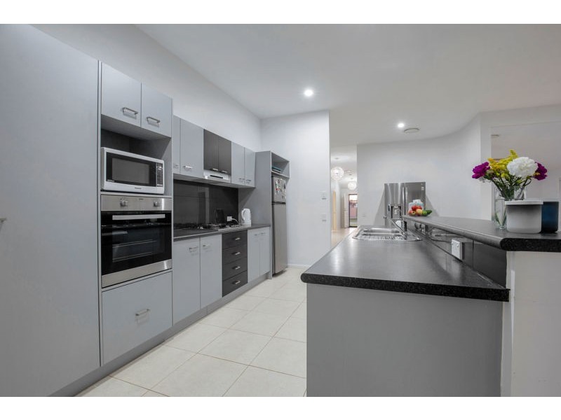 15 Osprey Drive, Jacobs Well QLD 4208