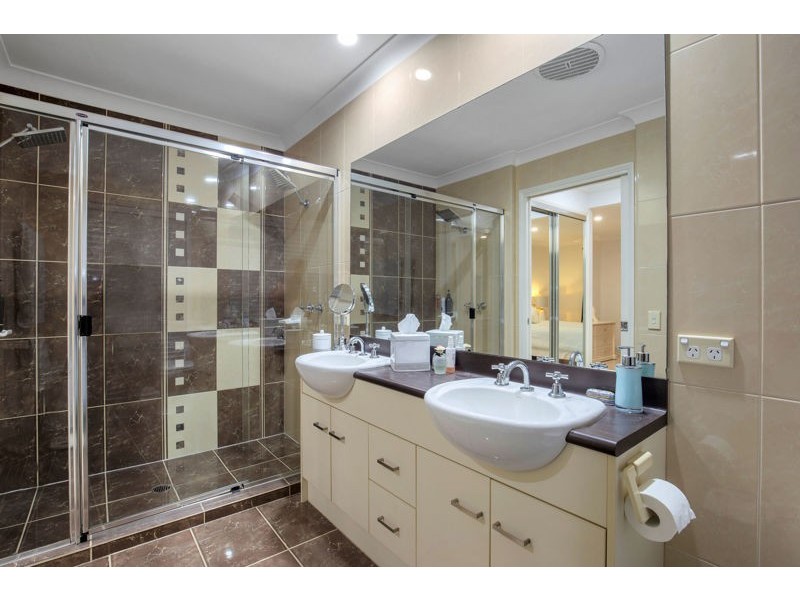 15 Osprey Drive, Jacobs Well QLD 4208