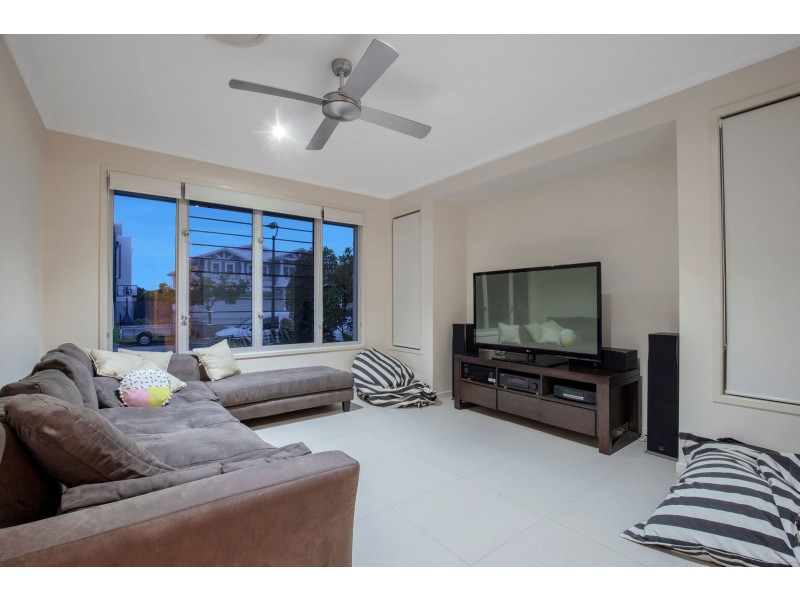 29 Windward Place, Jacobs Well QLD 4208