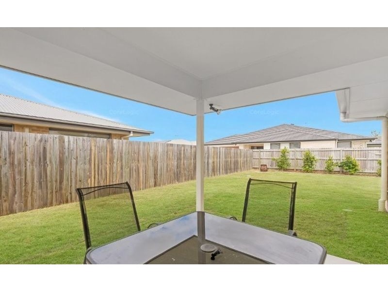 3 Helmore Road, Jacobs Well QLD 4208
