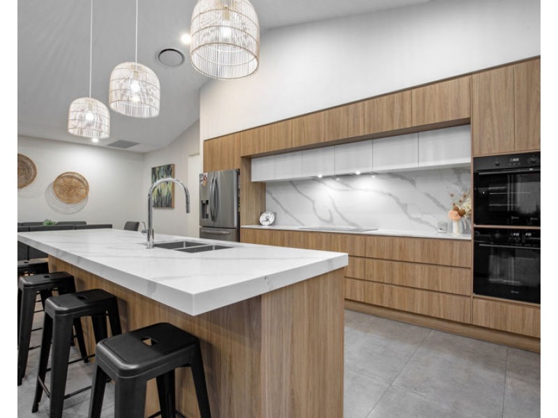 53 Marina Parade, Jacobs Well QLD 4208