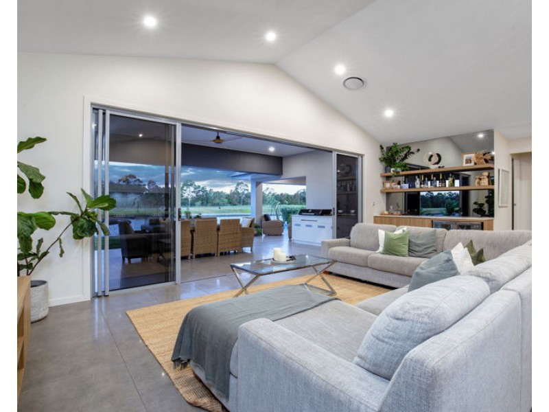 53 Marina Parade, Jacobs Well QLD 4208