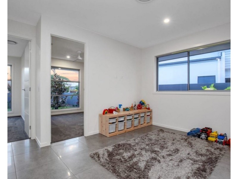 53 Marina Parade, Jacobs Well QLD 4208