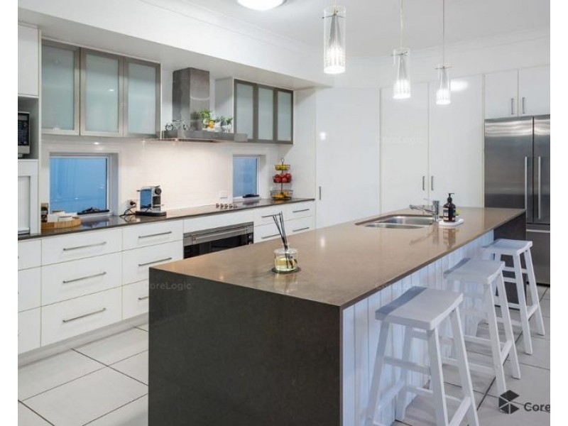 11 Windward Place, Jacobs Well QLD 4208
