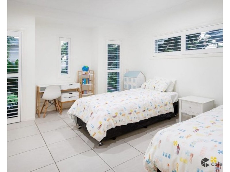 11 Windward Place, Jacobs Well QLD 4208