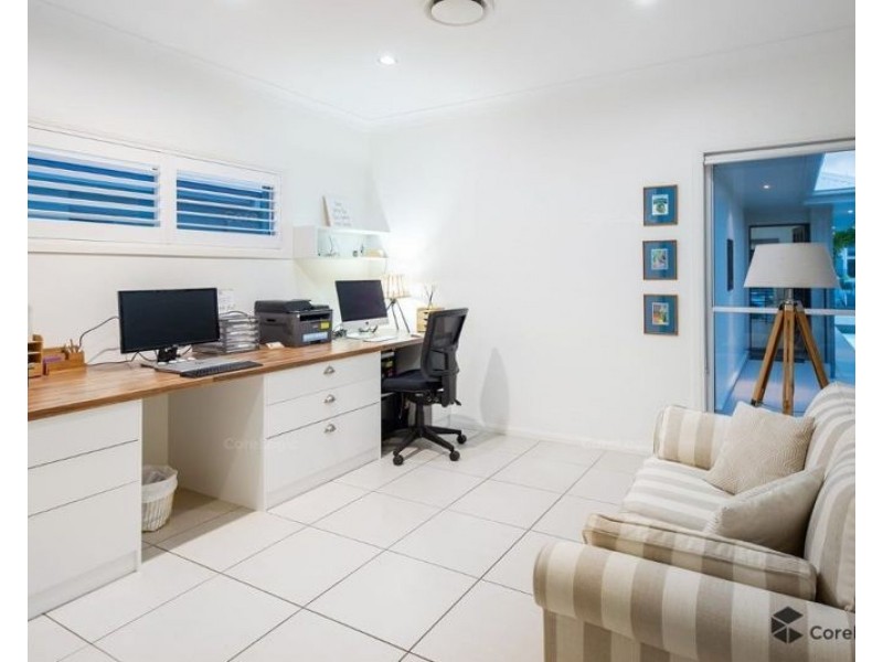 11 Windward Place, Jacobs Well QLD 4208