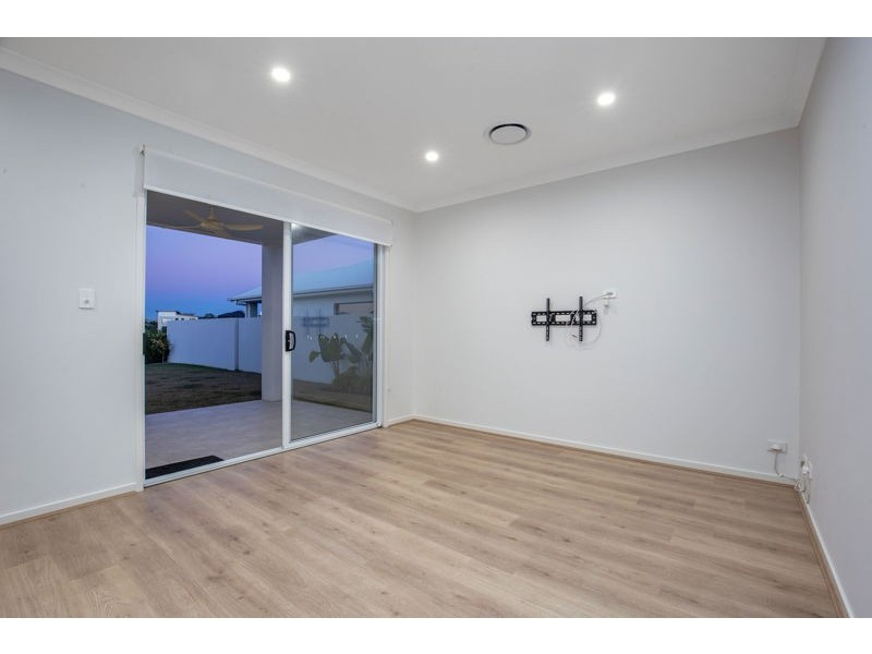 28 Moreton Drive, Jacobs Well QLD 4208