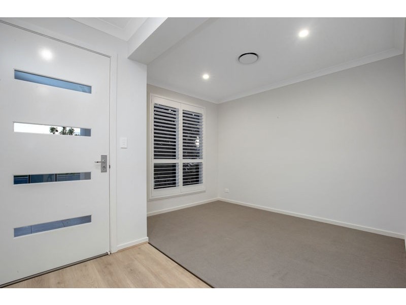 28 Moreton Drive, Jacobs Well QLD 4208