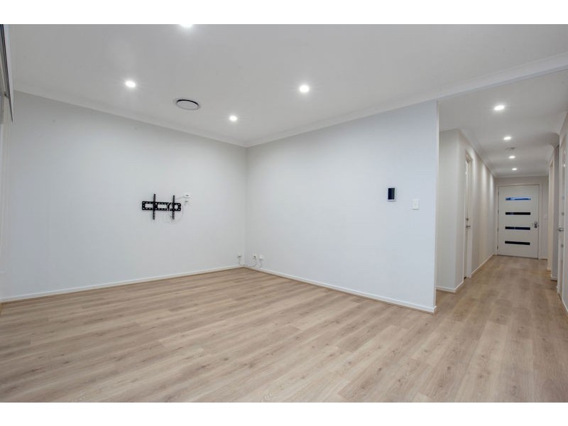 28 Moreton Drive, Jacobs Well QLD 4208