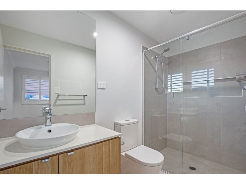 28 Moreton Drive, Jacobs Well QLD 4208