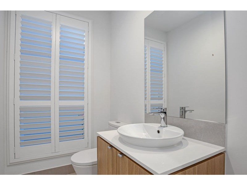 28 Moreton Drive, Jacobs Well QLD 4208