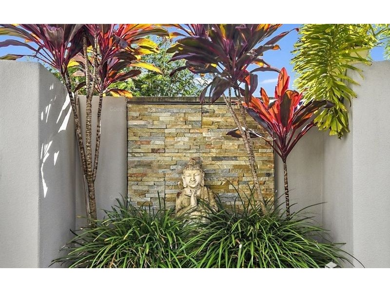 45 Harbour Rise, Hope Island QLD 4212