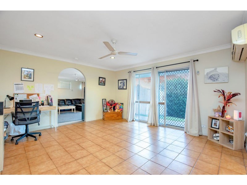 5 Belinda Crescent, Springwood QLD 4127