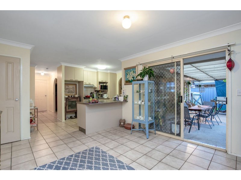 16 Helmore Road, Jacobs Well QLD 4208