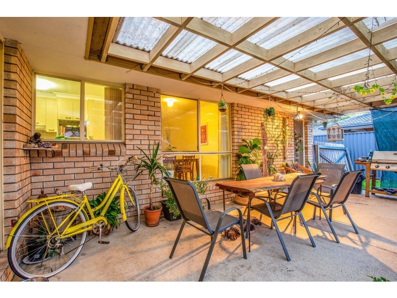 16 Helmore Road, Jacobs Well QLD 4208