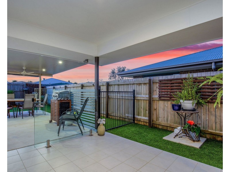 21 Helmore Road, Jacobs Well QLD 4208