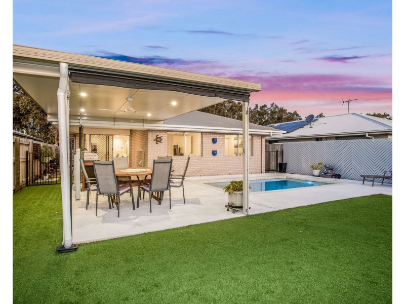 21 Helmore Road, Jacobs Well QLD 4208