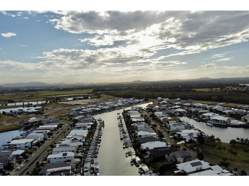 17 Poinciana Place, Jacobs Well QLD 4208