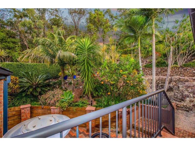 13 Jasmine Place, Beenleigh QLD 4207