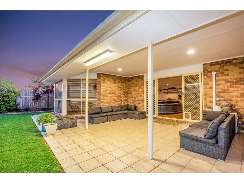33 Royal Palm Drive, Steiglitz QLD 4207