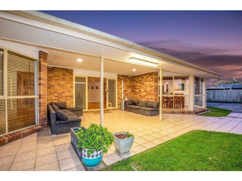 33 Royal Palm Drive, Steiglitz QLD 4207