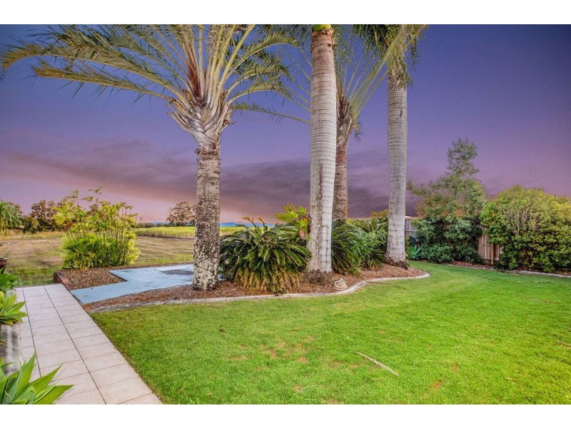 33 Royal Palm Drive, Steiglitz QLD 4207