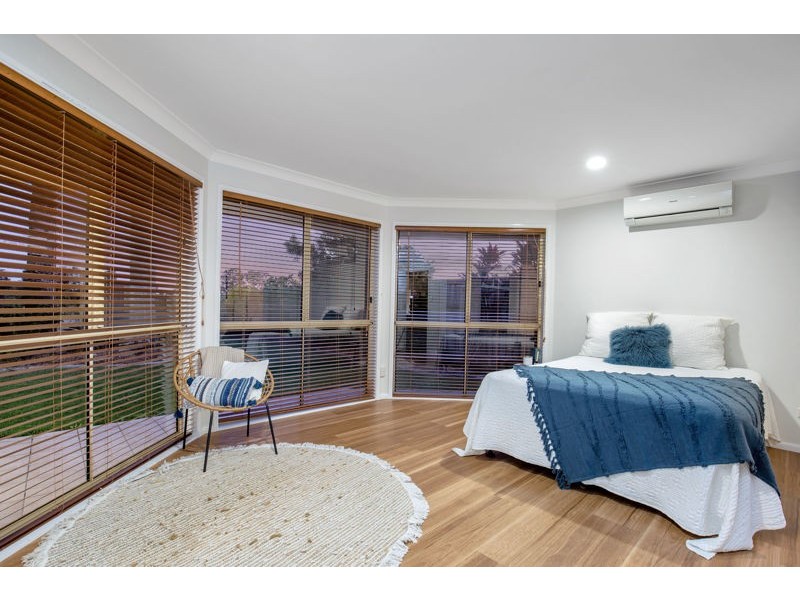 33 Royal Palm Drive, Steiglitz QLD 4207