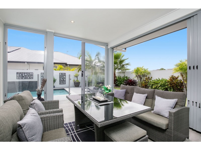 3 Marina Parade, Jacobs Well QLD 4208