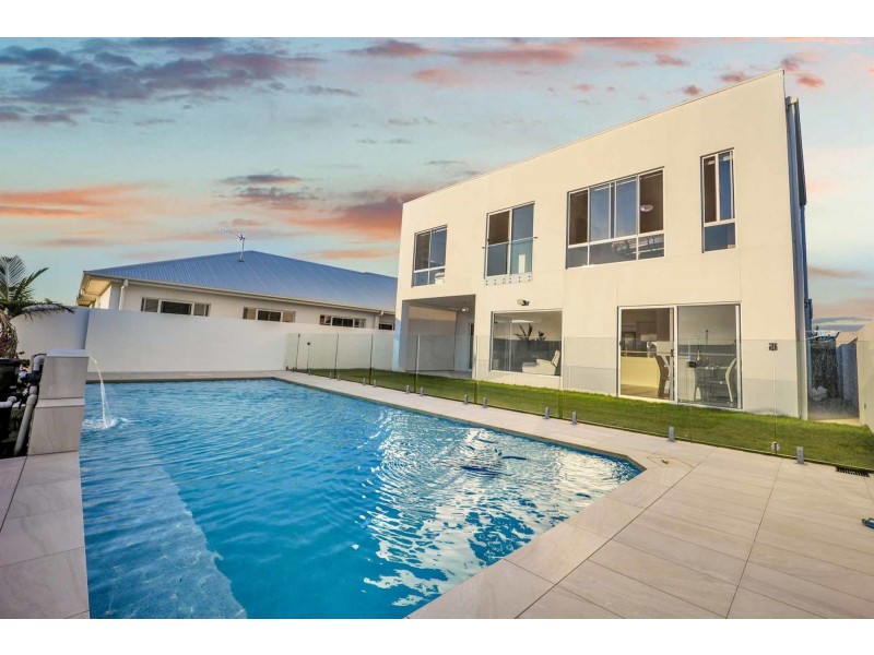 17 Moreton Drive, Jacobs Well QLD 4208