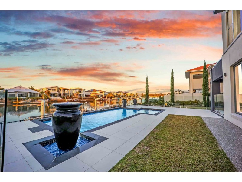 14 Poinciana Place, Jacobs Well QLD 4208