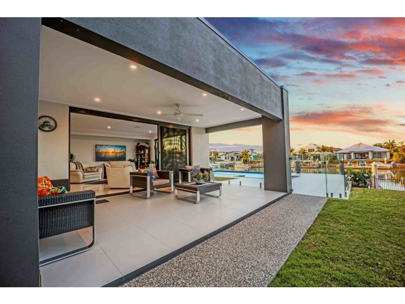 14 Poinciana Place, Jacobs Well QLD 4208