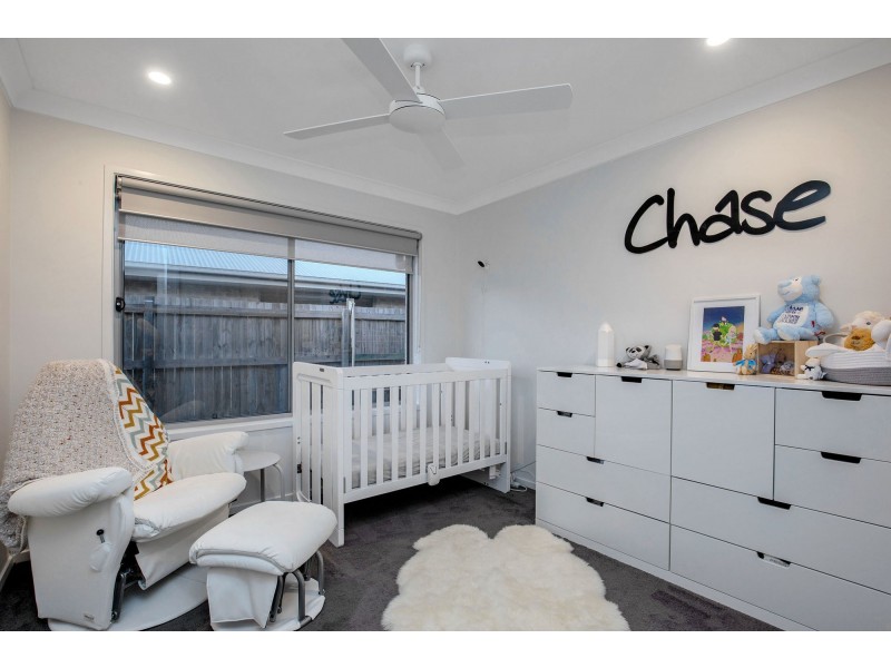 5 Helmore Road, Jacobs Well QLD 4208