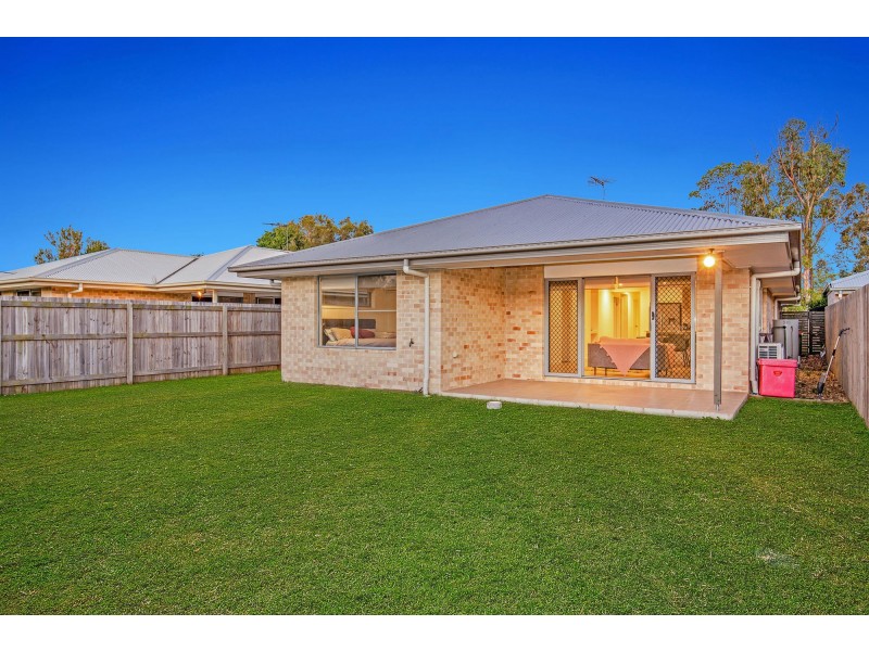 5 Helmore Road, Jacobs Well QLD 4208