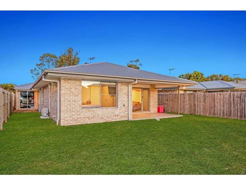 5 Helmore Road, Jacobs Well QLD 4208