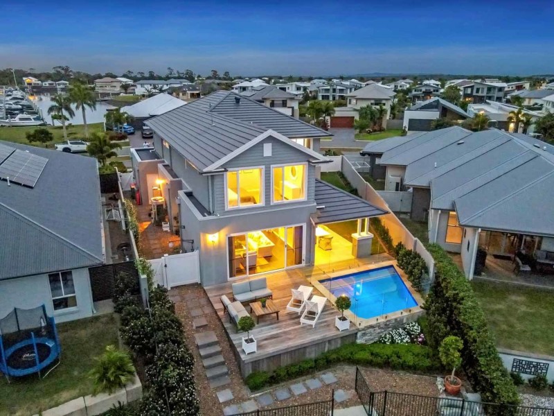 5 Paradise Parade, Jacobs Well QLD 4208