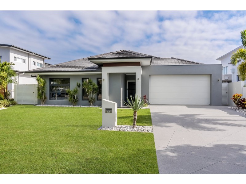 25 Marina Parade, Jacobs Well QLD 4208